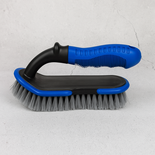 Brosse à poignée pour moquette